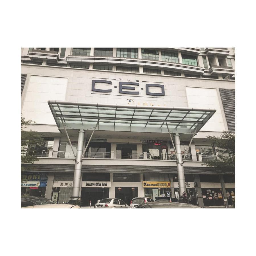 The Ceo Suites By Zenbnb 峇六拜 外观 照片